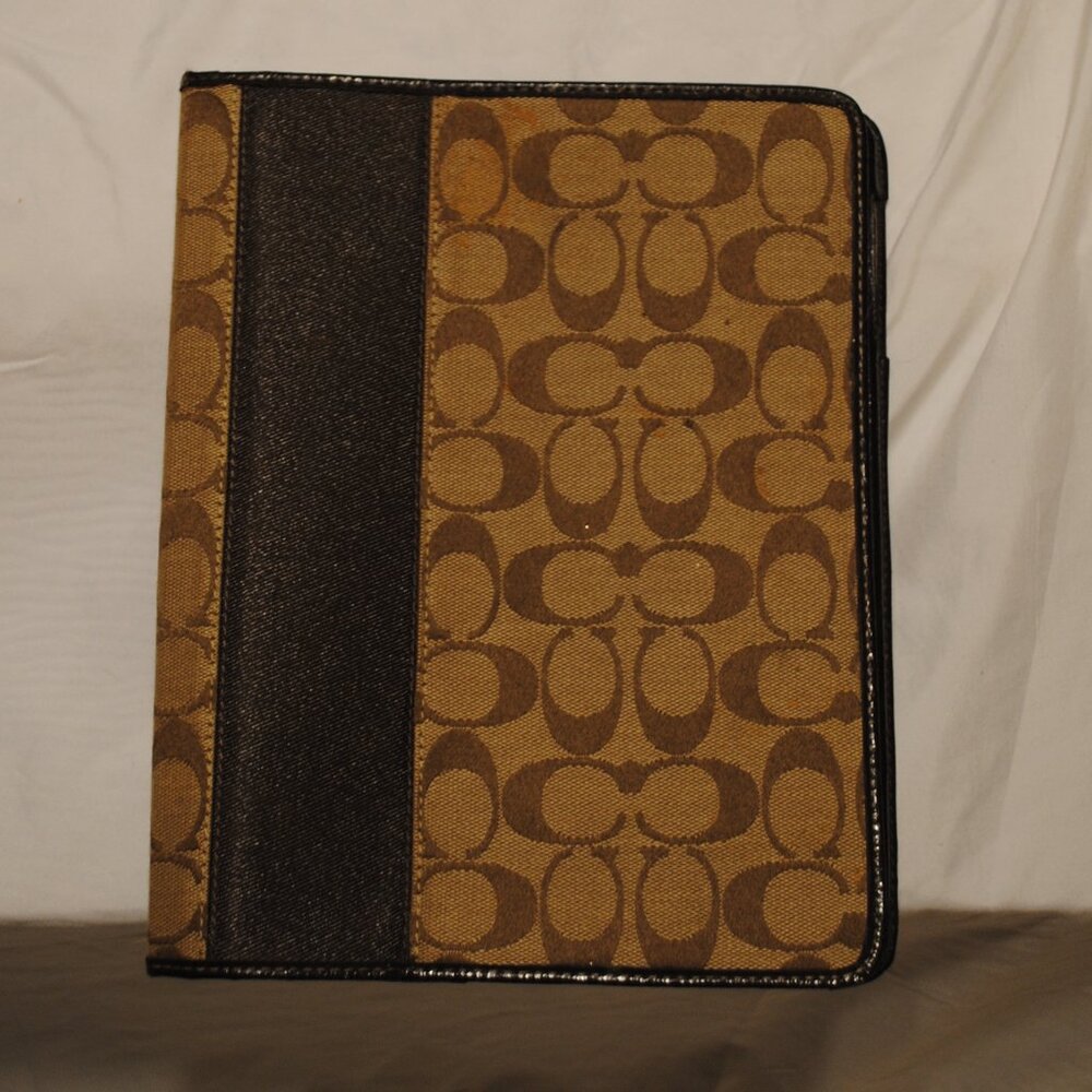 COACH BROWN TABLET COVER FITS 9 1/2IN X 7 1/2IN TABLETS
